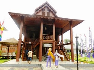 Lihat Rumah  Adat  Indonesia Penjelasannya Panduan Mudah 