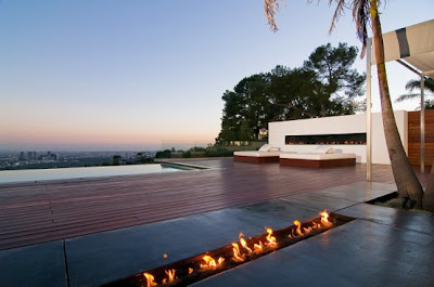 California Modern Luxury Residence