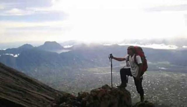 HIKKING TAMAN NASIONAL KERINCI SEBLAT