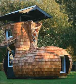 relaxshacks.com: shoe-shaped cabins and playhouses.....a