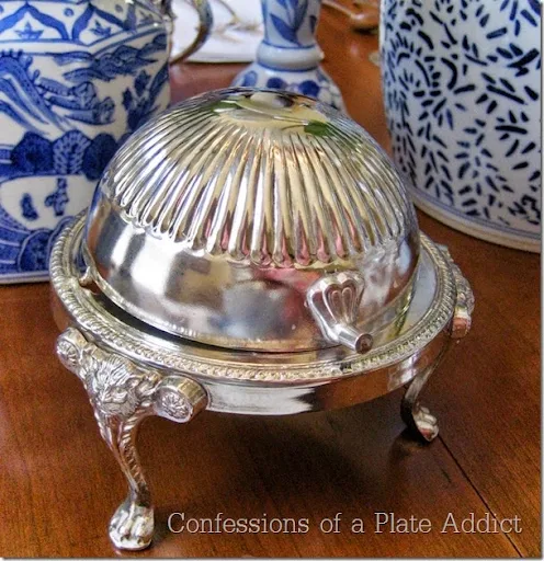 CONFESSIONS OF A PLATE ADDICT Tablescape in Blue and White CONFESSIONS OF A PLATE ADDICT Tablescape in Blue and White