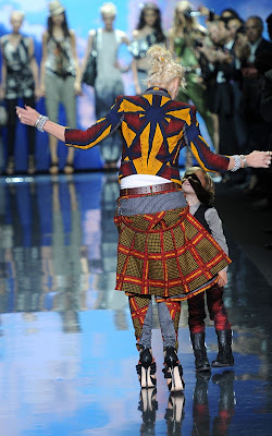 Gwen Stefani Closes Out NY Fashion Week (Photo)