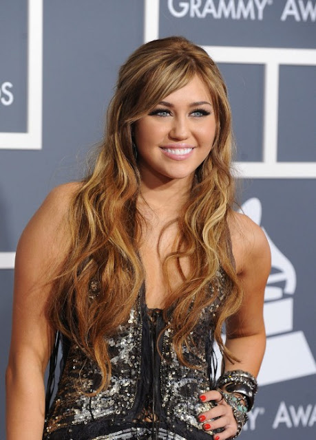 Miley Cyrus Long Hairstyles