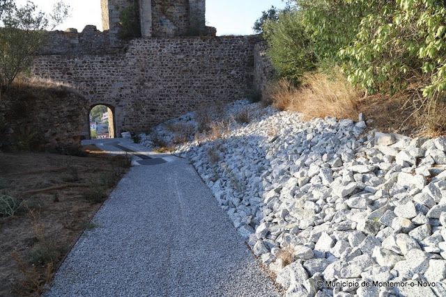 Obras do PEDU requalificam espaços exteriores do Castelo de Montemor-o-Novo