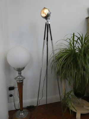 griglia, grille, luxor 782, phare, vélo, moto, cibié, new watson, radio, jouy le chatel, éclairages, lampe, lampesgrichard, richard, grichard, g’richard, vintage, ancien, retro, atelier, désign, industriel, édison, brocante, loft, dans le noir, ampoule