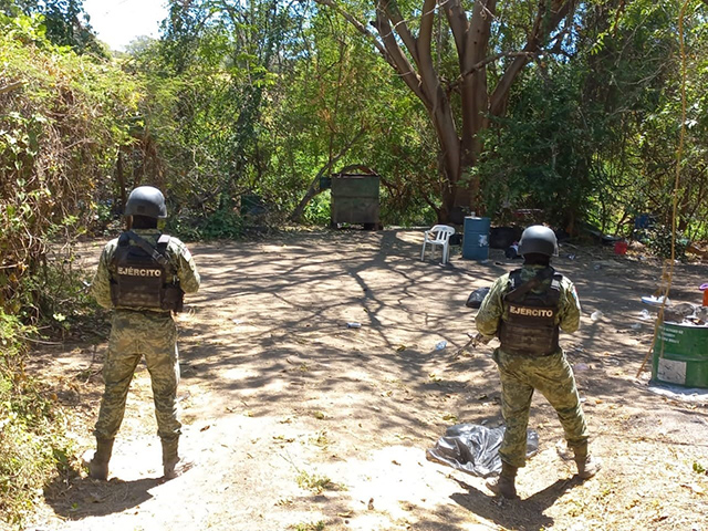 Ejército localizó 6 laboratorios clandestinos en Sinaloa y Michoacán.