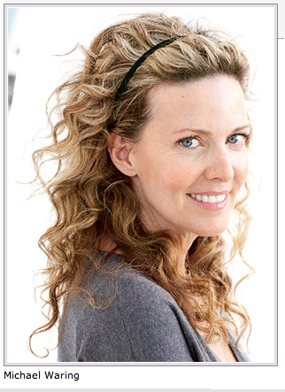 This hairstyle is mostly preferred by women with natural curly 