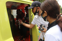 Rayakan HUT RI, Alumni IPDN Angkatan XX di Kota Ambon Bagi Masker ke Warga