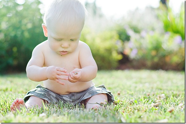 08-08-10_Kaden-Sitting_0323