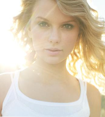Taylor Swift 2009 Photoshoot. Taylor explained, “My