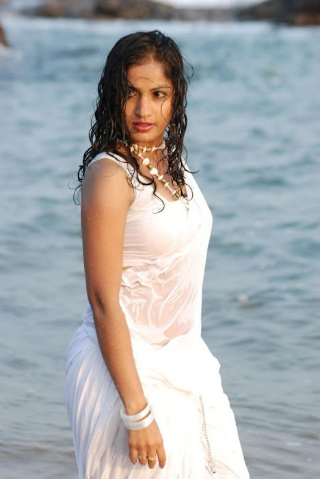 madhavi latha new beach unseen pics