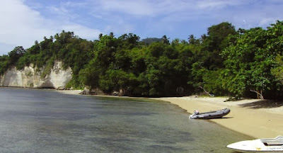 pulau lembeh manado sulawesi utara