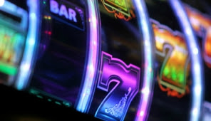 Evolusi Fitur Spins Gratis di Slots Online - Apa yang Membuat Online Casino Terpercaya