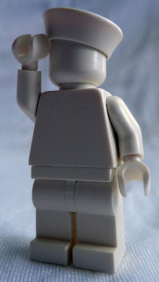 White Monochrome Minifigure: Sailor