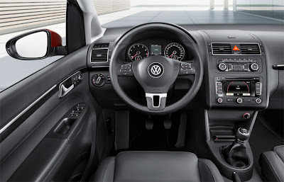 2011 Volkswagen Touran Interior