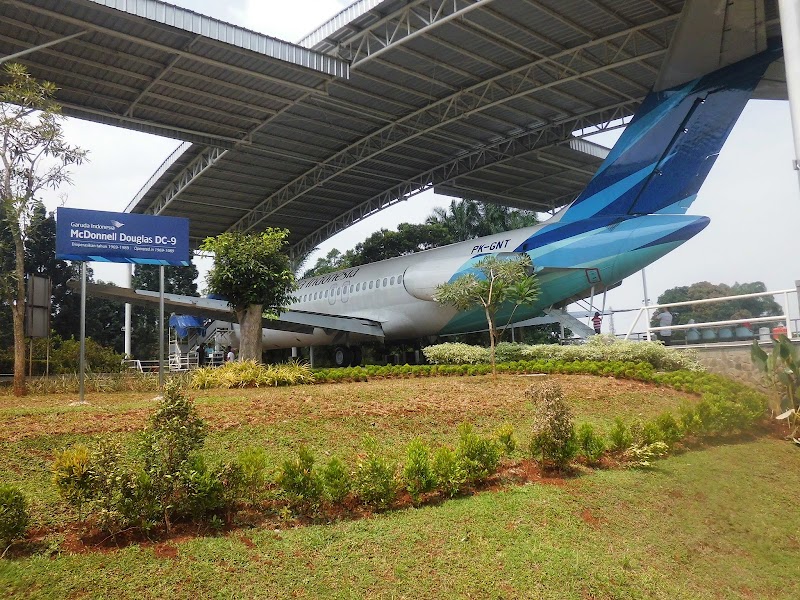 37+ Koleksi Terbaru Gambar Pesawat Garuda Indonesia Jatuh