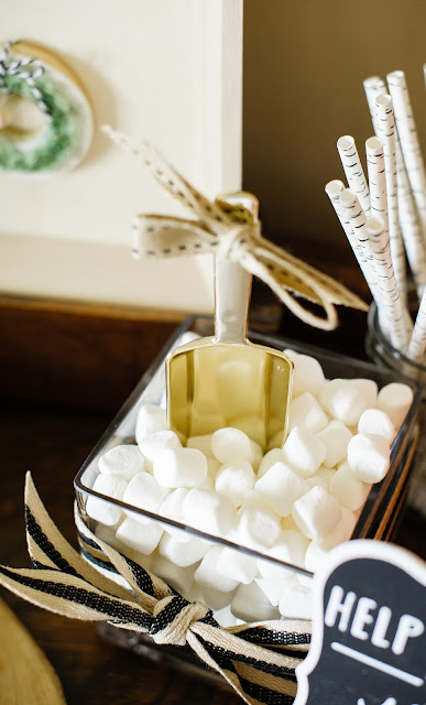 holiday entertaining inspiration: hot chocolate and sweets bar | creativebag.com