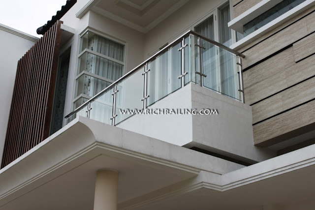 Railing Tangga Minimalis  RRP 304 dan RRP 302 RICH RAILING