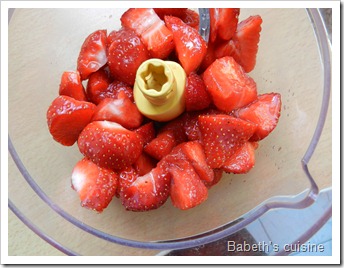 fraises dans mixer