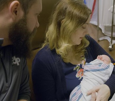 Woman born without a womb gives birth