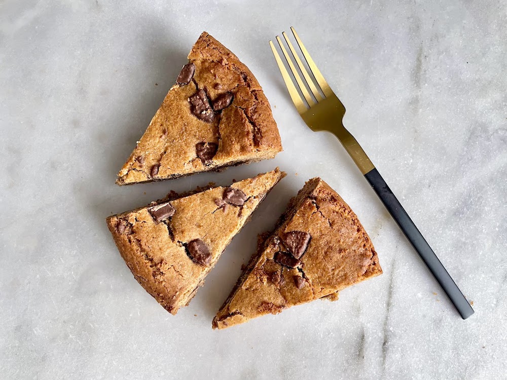 Almond Butter Blondie UK Recipe GF DF Vegan 1