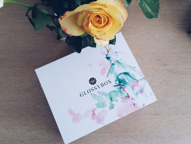 glossybox-avril-style-edition-avis-code-promo-blog-beaute