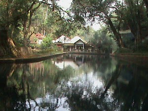 Lomba Foto Wisata Malang Selatan : Pemandian Alam Telaga Jenon