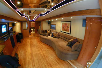 A Look Inside Will Smith’s $1.8M Mobile Home Seen On lolpicturegallery.blogspot.com