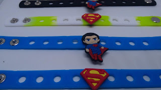 bracciali braccialettiSuperman in 3D silicone atossivi personalizzati personalizzati gadgets fine festa compleanno a tema bambini