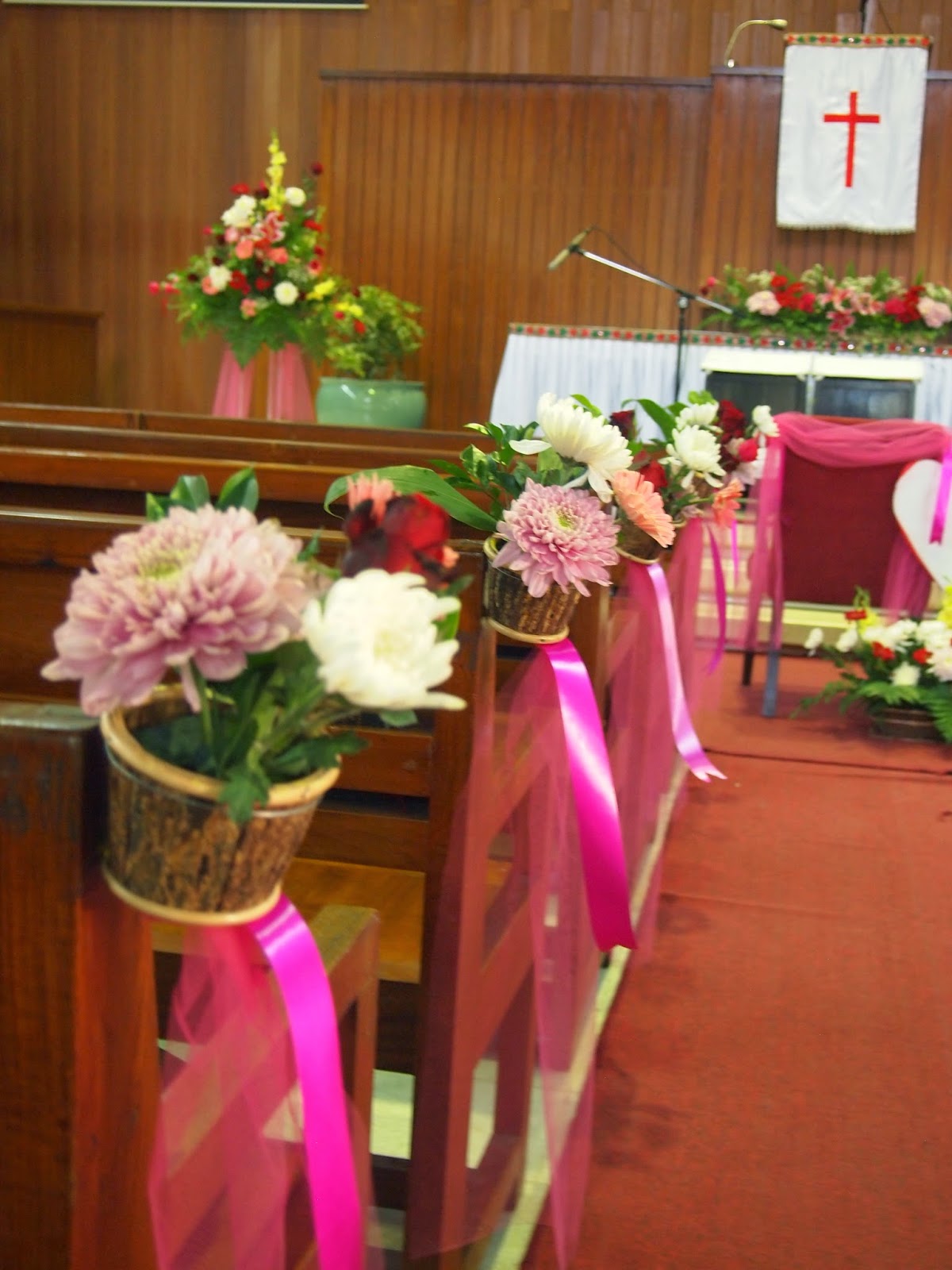KEIKO FLORIST: Dekorasi Pemberkatan Pernikahan di Gereja ...