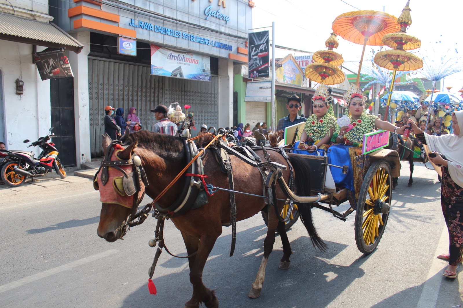 Gambar Karnaval Mobil Hias - Gambar 08