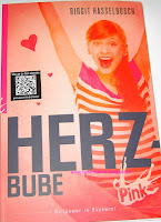 https://bienesbuecher.blogspot.de/2014/04/rezension-herzbube.html