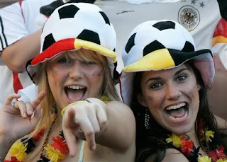 Fifa World Cup 2010 : German Fanatic Girls Fans Photos Show Expression 