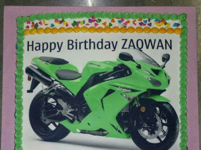 √ Terminé! gateau anniversaire moto kawasaki 340805-Gateau anniversaire moto kawasaki