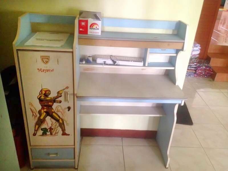 Model Desain Meja  Belajar  anak  Minimalis 