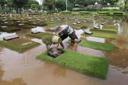 TPU Jeruk Purut Alami Longsor Akibat Diguyur Hujan Deras