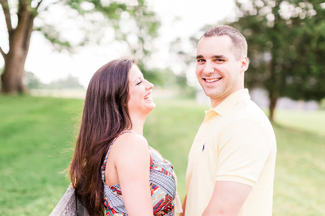 Kinder Farm Park Engagement Photos | Photos by Heather Ryan Photography