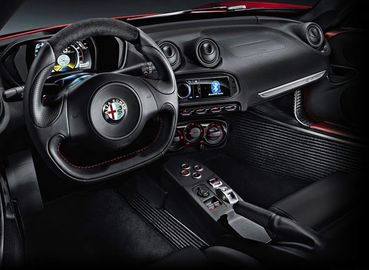 Alfa Romeo 4C - Dashboard, 2014