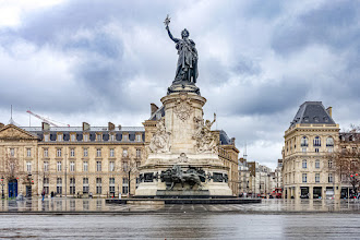 Paris : Le XIème arrondissement en 20 étapes patrimoniales, de la place de la République à la Nation en passant par la Bastille et le Faubourg Saint Antoine, du Bas-Belleville et Oberkampf jusqu'à la Folie Méricourt et le boulevard Richard-Lenoir