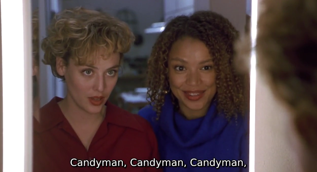 Helen dan Bernadette di film Candyman (1992) memanggil nama Candyman di depan cermin