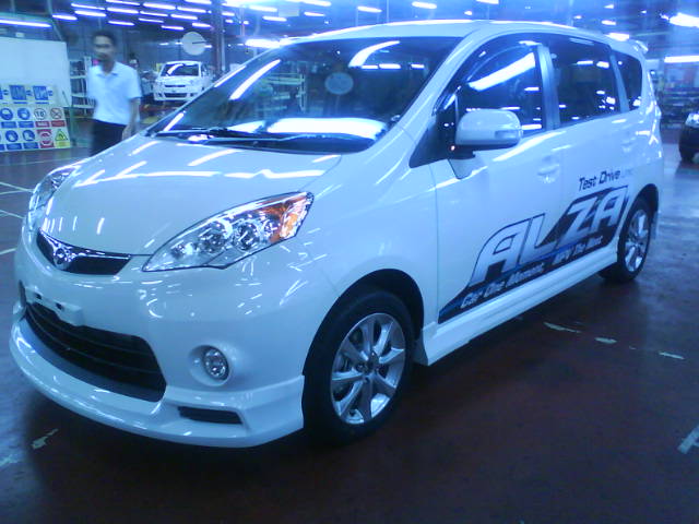 .: PERODUA ALZA Advance Vers