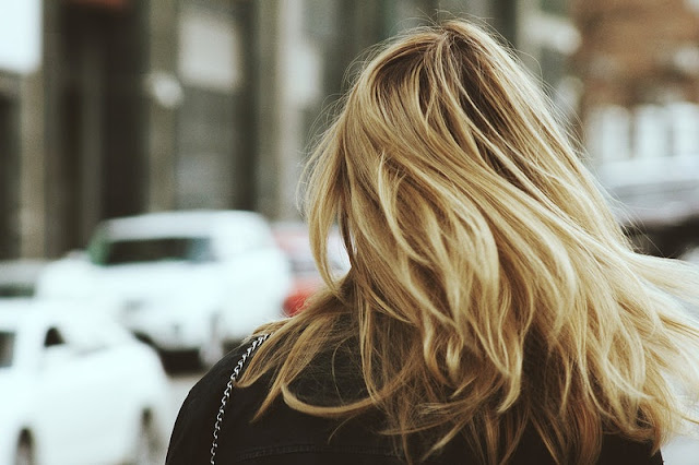 curly hair beauty woman