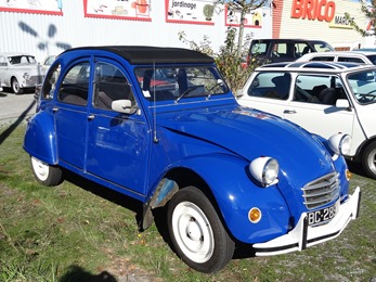 2018.10.21-050 Citroën 2 CV bleue