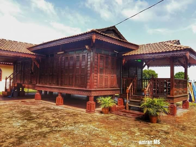 REKABENTUK ESKLUSIF RUMAH  RUMAH  KAMPUNG YANG TAMPAK 