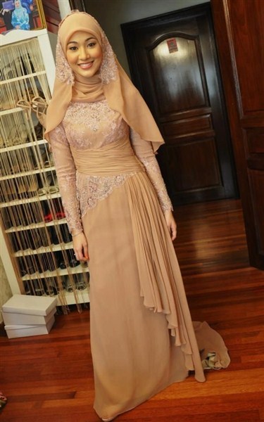 21 Model Kebaya Muslim Modern Pesta Terbaru