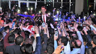 World's tallest man Sultan Kosen gets married in Turkey