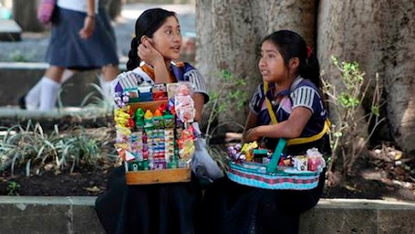 Denuncian la venta de niñas de entre 12 y 15 años: Son ofrecidas desde $150 a $200 mil pesos en comunidades 