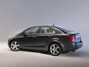 Chevrolet Sonic 2012 (2)