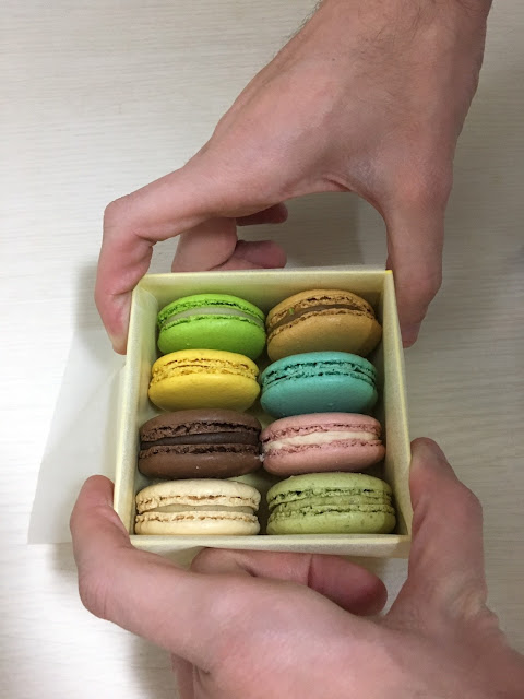 Mais ce sont des macarons un peu salé, 3500 yens les 8