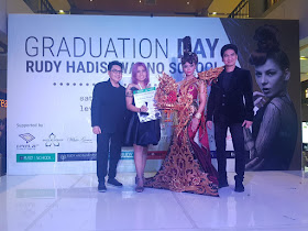 Graduation Day Rudy Hadisuwarno school